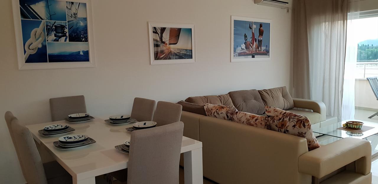 Riverside Villa Tivat Bagian luar foto
